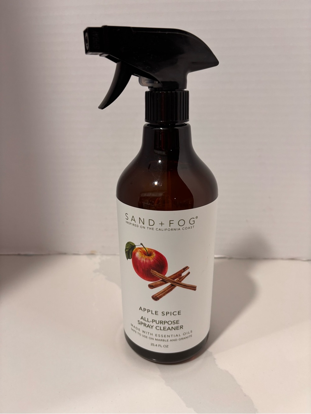 Sand + Fog Apple Spice All-Purpose Spray Cleaner 25.4 Fl oz New